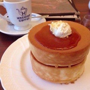 Hoshino plain pacakes with cofee